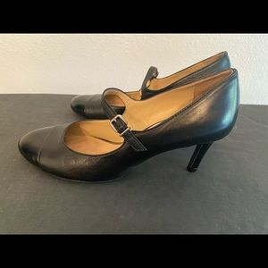 Women’s black pumps 20’s style 9m